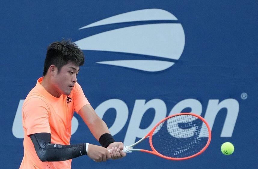 眼花缭乱的 眼花缭乱的