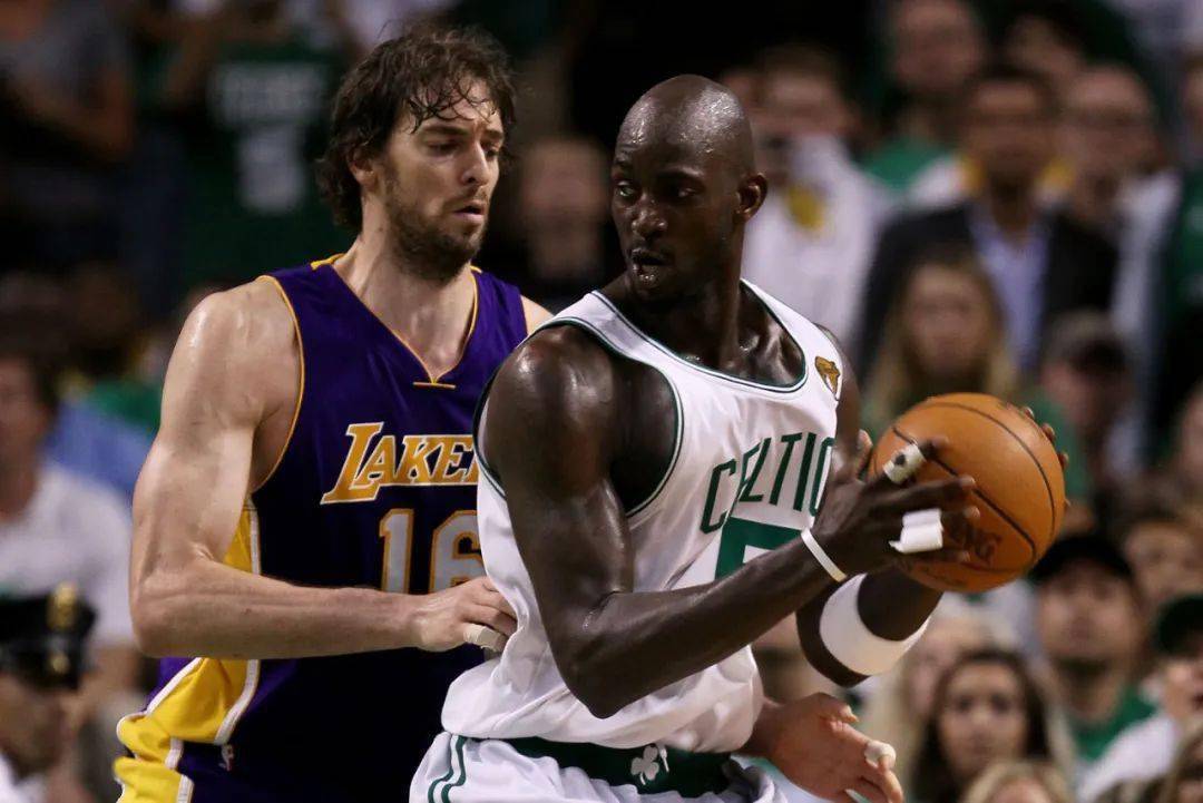 消費大幅增 消費大幅增